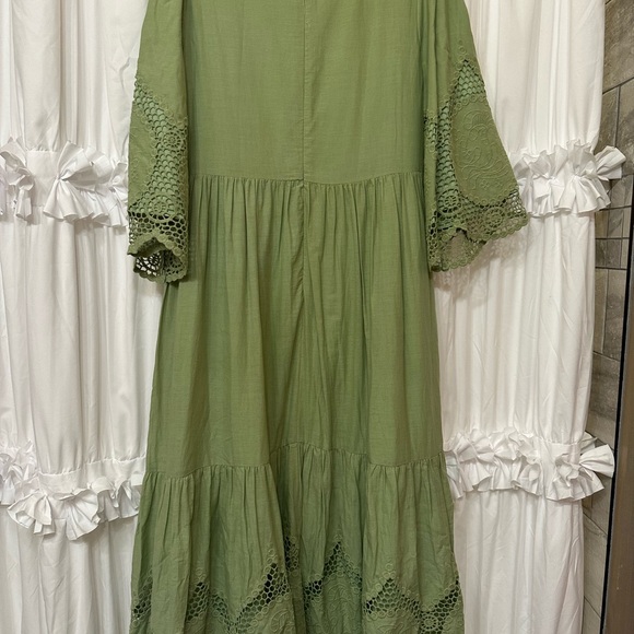 Sage green dress✨ - Picture 3 of 7